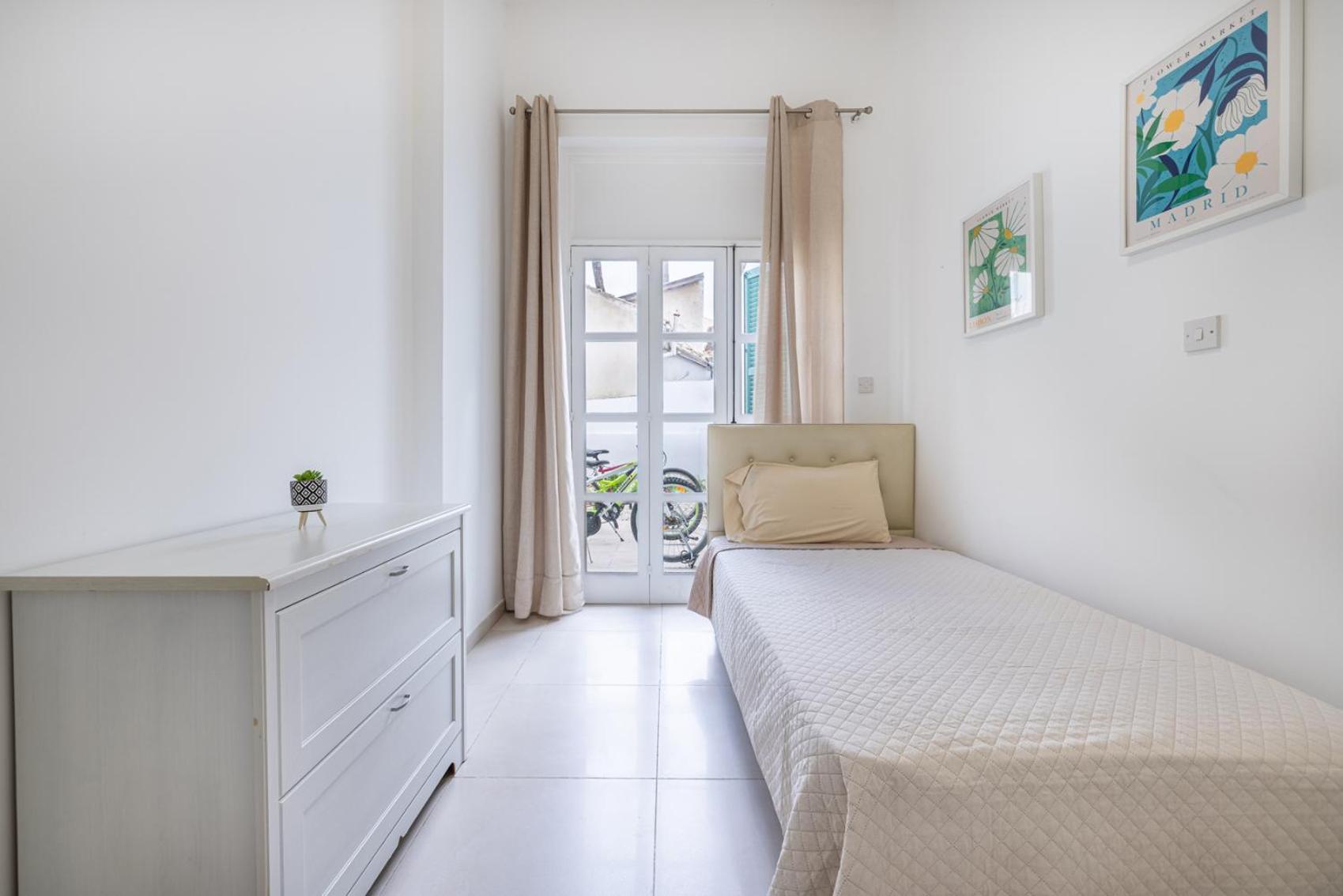 Pageant Homes Nikosia Bagian luar foto