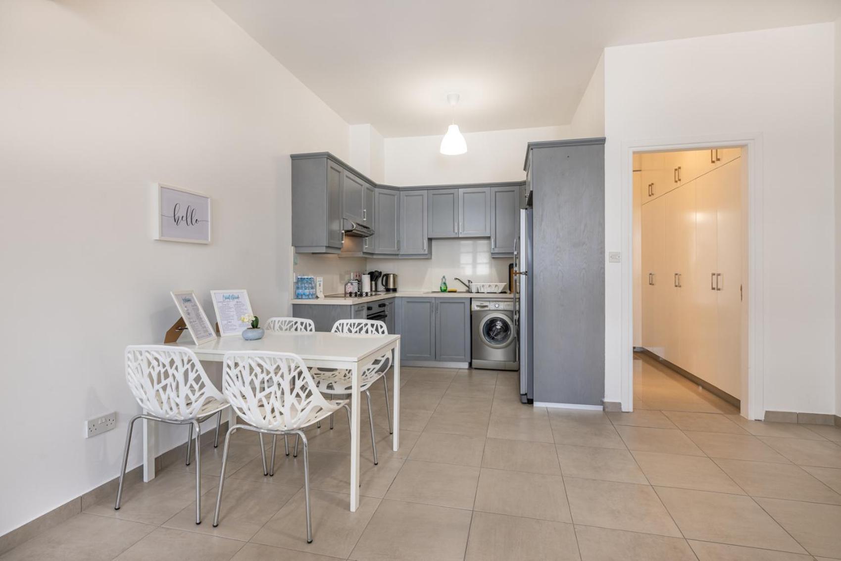 Pageant Homes Nikosia Bagian luar foto